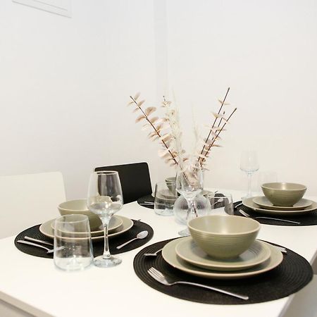 Apartman Grey ยาสเตรบาร์สโก ภายนอก รูปภาพ